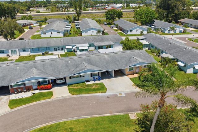 10013 DAHLIA ST N, Pinellas Park, FL 33782