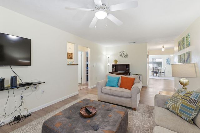 10013 DAHLIA ST N, Pinellas Park, FL 33782