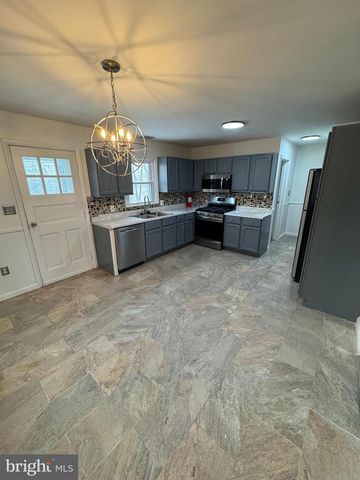 78 S REBER ST, Wernersville, PA 19565