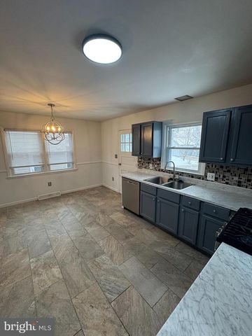 78 S REBER ST, Wernersville, PA 19565