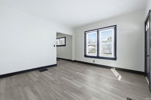 2406 Miner Street, Fort Wayne, IN 46807