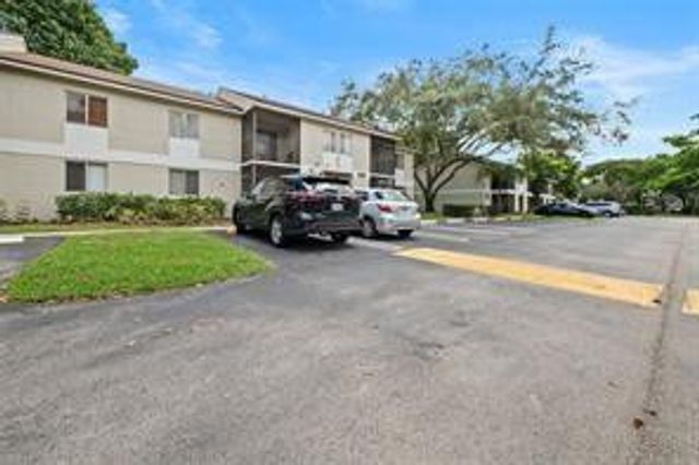 504 Gardens Drive 203, Pompano Beach, FL 33069