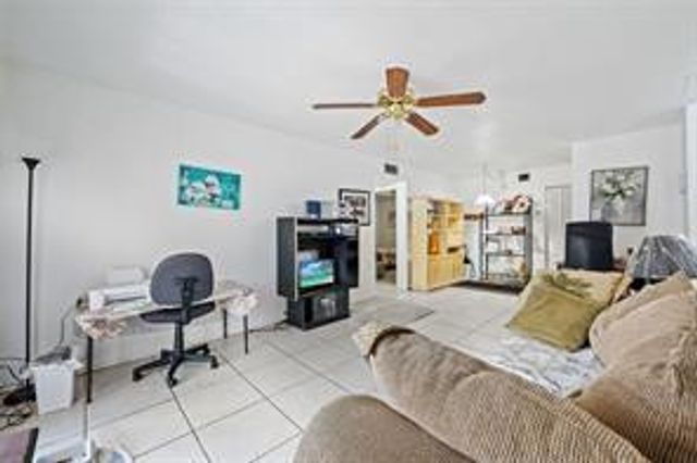 504 Gardens Drive 203, Pompano Beach, FL 33069