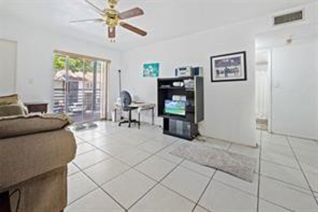 504 Gardens Drive 203, Pompano Beach, FL 33069