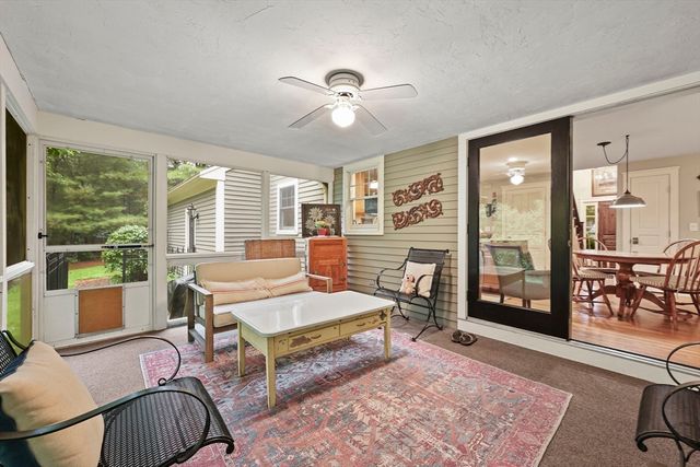28 Victory Ln, Plymouth, MA 02360