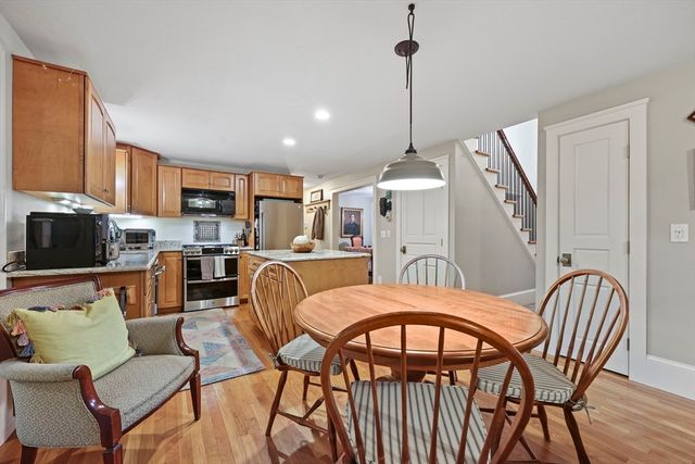 28 Victory Ln, Plymouth, MA 02360