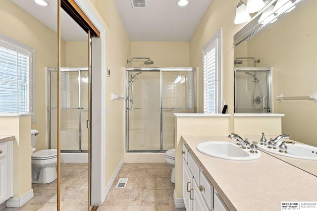 1707 S 173rd Plaza, Omaha, NE 68130