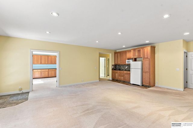 1707 S 173rd Plaza, Omaha, NE 68130