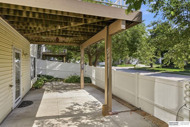 1707 S 173rd Plaza, Omaha, NE 68130