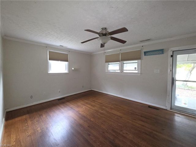 5914 Potomac AVE, Hampton, VA 23605