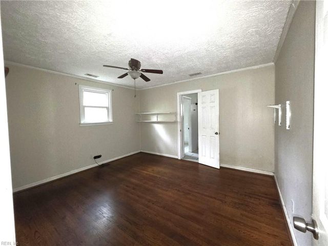 5914 Potomac AVE, Hampton, VA 23605