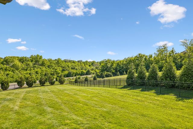 1005 Heights Blvd, Brentwood, TN 37027