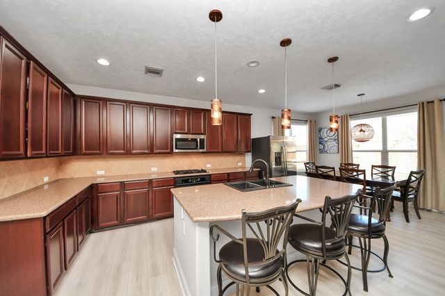 10810 Lake Raven Court, Cypress, TX 77433