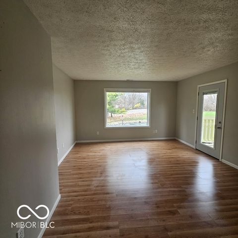 88 Keran Manor Court B, Greenwood, IN 46142