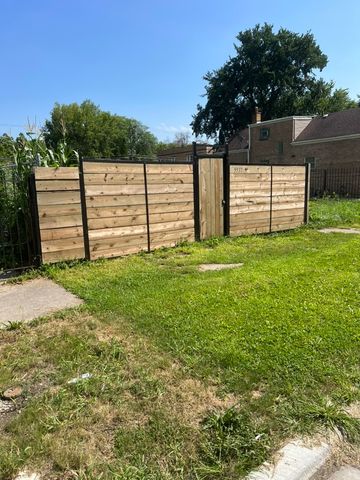 5537 S Bishop Street, Chicago, IL 60636