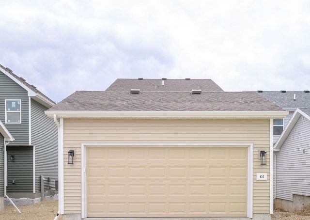 457 Savannah Drive, Oregon, WI 53575