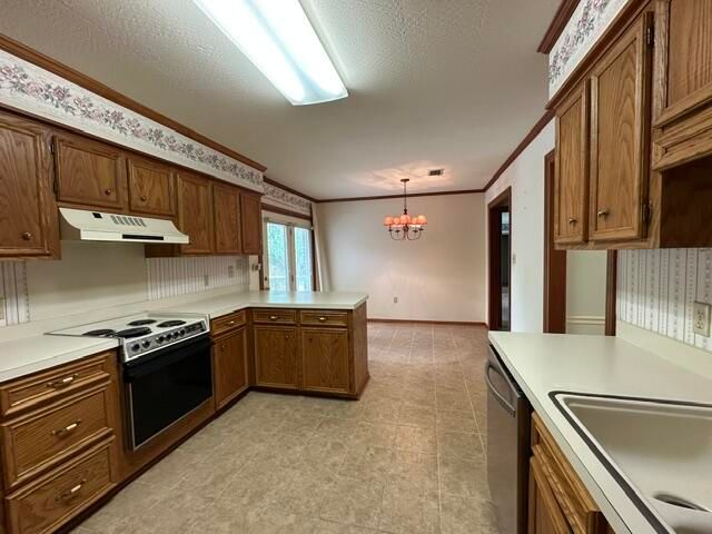 105 Linden Ct., Hattiesburg, MS 39402