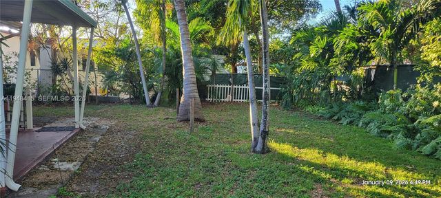 508 SW 8th St, Hallandale Beach, FL 33009