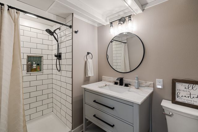 413 NE 7th Street, Ankeny, IA 50021