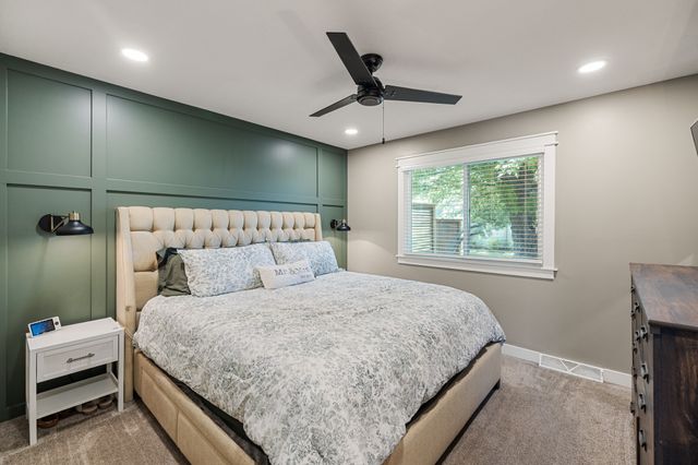 413 NE 7th Street, Ankeny, IA 50021