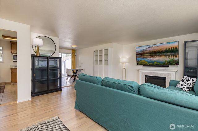 2709 R Street SE, Auburn, WA 98002