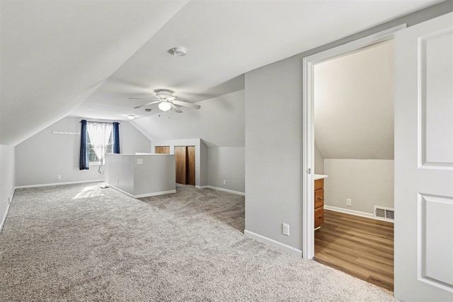 1528 Roseland Avenue, Kalamazoo, MI 49001