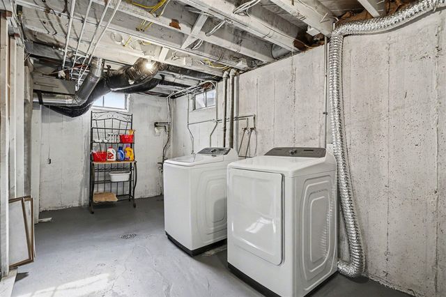 1528 Roseland Avenue, Kalamazoo, MI 49001