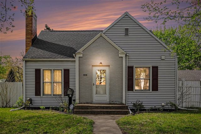 1528 Roseland Avenue, Kalamazoo, MI 49001