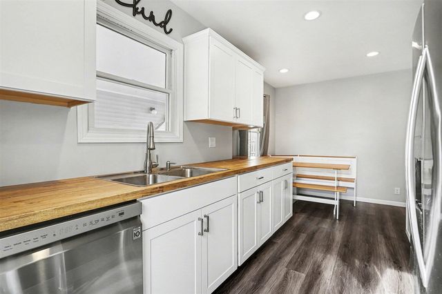 1528 Roseland Avenue, Kalamazoo, MI 49001