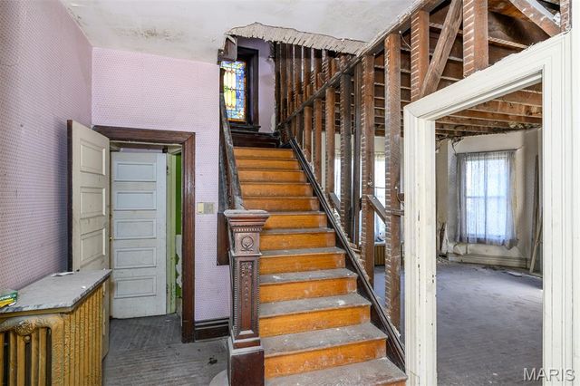 3627 Utah Place, St Louis, MO 63116