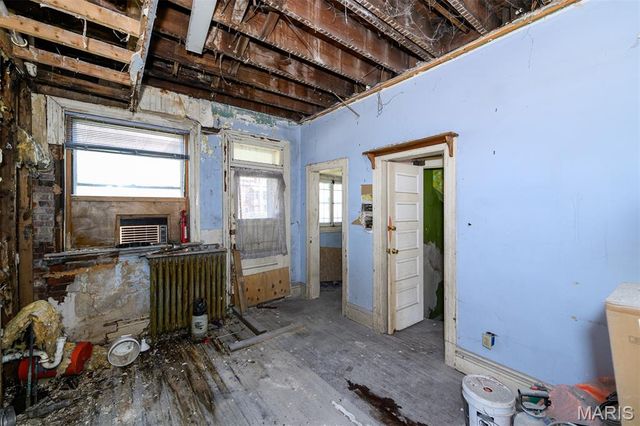 3627 Utah Place, St Louis, MO 63116