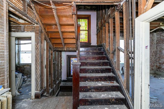 3627 Utah Place, St Louis, MO 63116