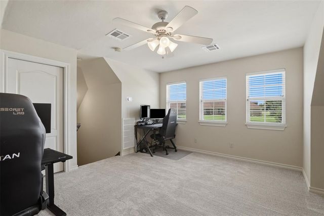 8321 Venezia Lane, Edmond, OK 73034