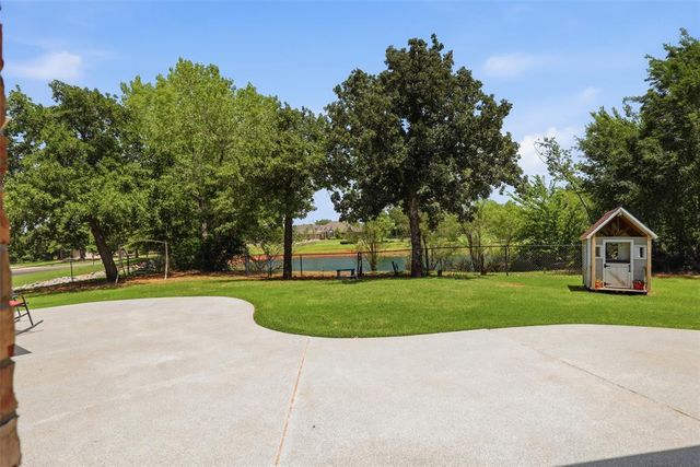 8321 Venezia Lane, Edmond, OK 73034