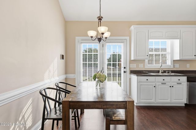 2128 Cherrytree Lane, Winterville, NC 28590