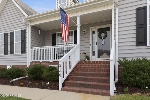 2128 Cherrytree Lane, Winterville, NC 28590