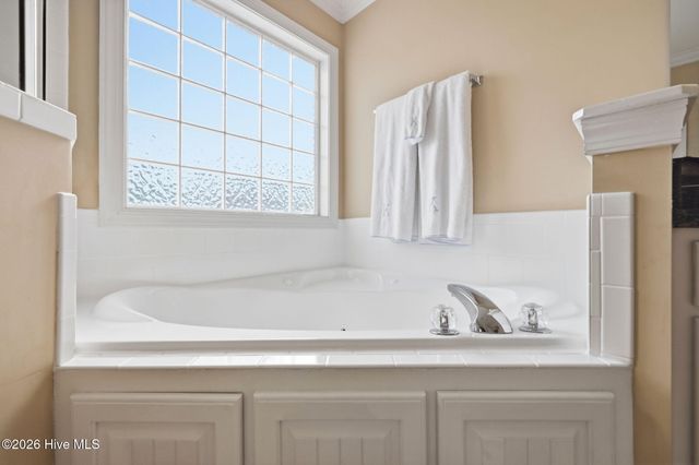 2128 Cherrytree Lane, Winterville, NC 28590