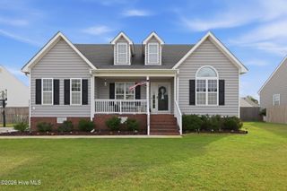 2128 Cherrytree Lane, Winterville, NC 28590