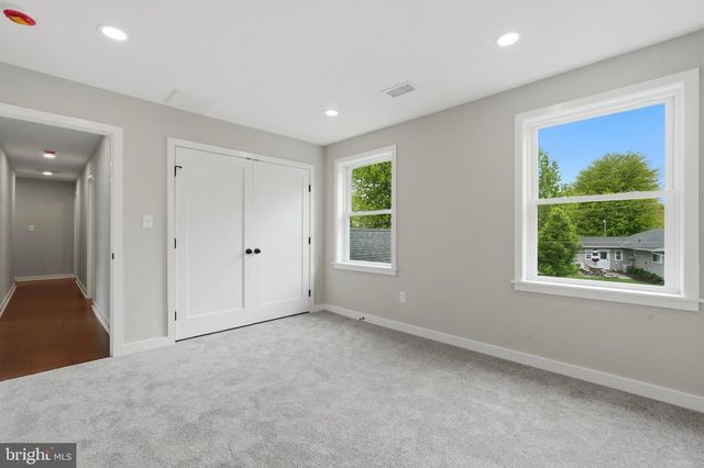 214 WYANDOTTE RD, Fairless Hills, PA 19030
