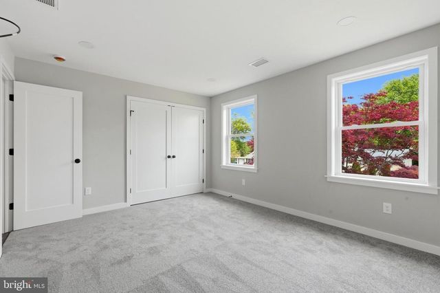 214 WYANDOTTE RD, Fairless Hills, PA 19030