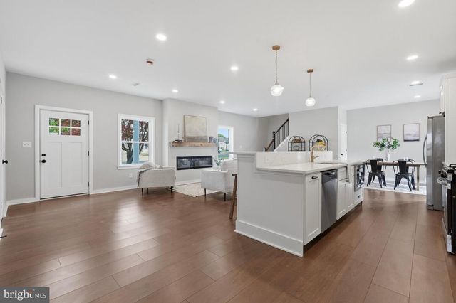214 WYANDOTTE RD, Fairless Hills, PA 19030