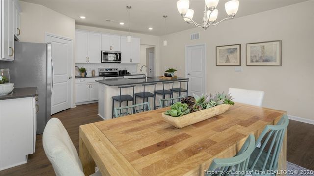 816 Fernwind Circle, Aberdeen, NC 28315