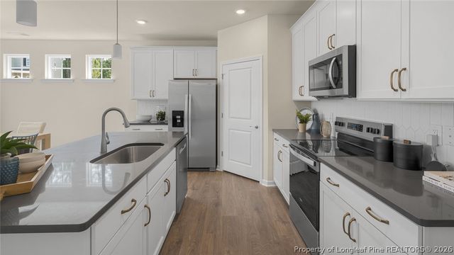 816 Fernwind Circle, Aberdeen, NC 28315