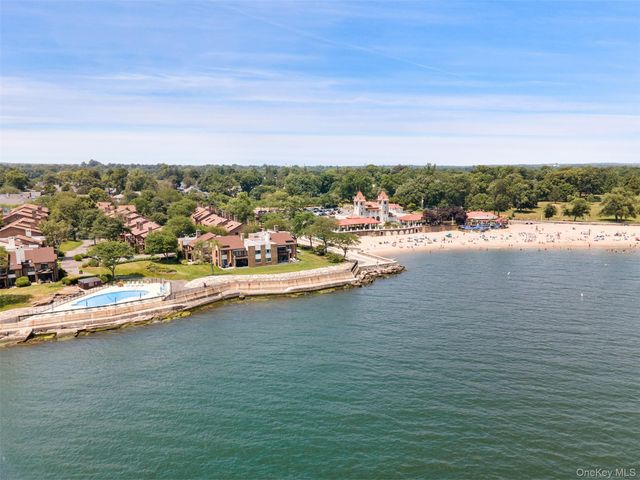 54 Waters Edge, Rye, NY 10580