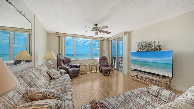 1100 TARPON CENTER DRIVE 4B, Venice, FL 34285