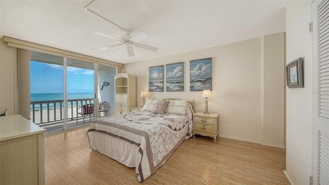 1100 TARPON CENTER DRIVE 4B, Venice, FL 34285