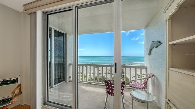 1100 TARPON CENTER DRIVE 4B, Venice, FL 34285