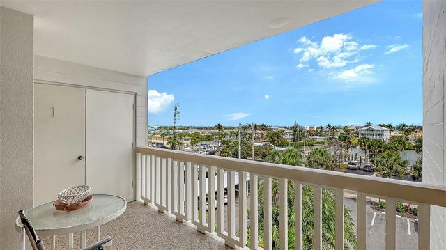 1100 TARPON CENTER DRIVE 4B, Venice, FL 34285