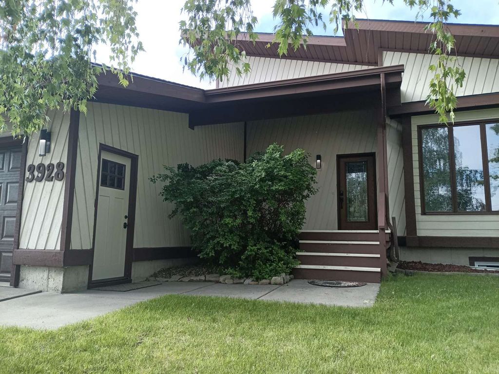 Image 5 of property listing at 3928 15th Avenue S, Great Falls, MT 59405