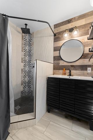 4243 Glenridge Dr, Carmichael, CA 95608